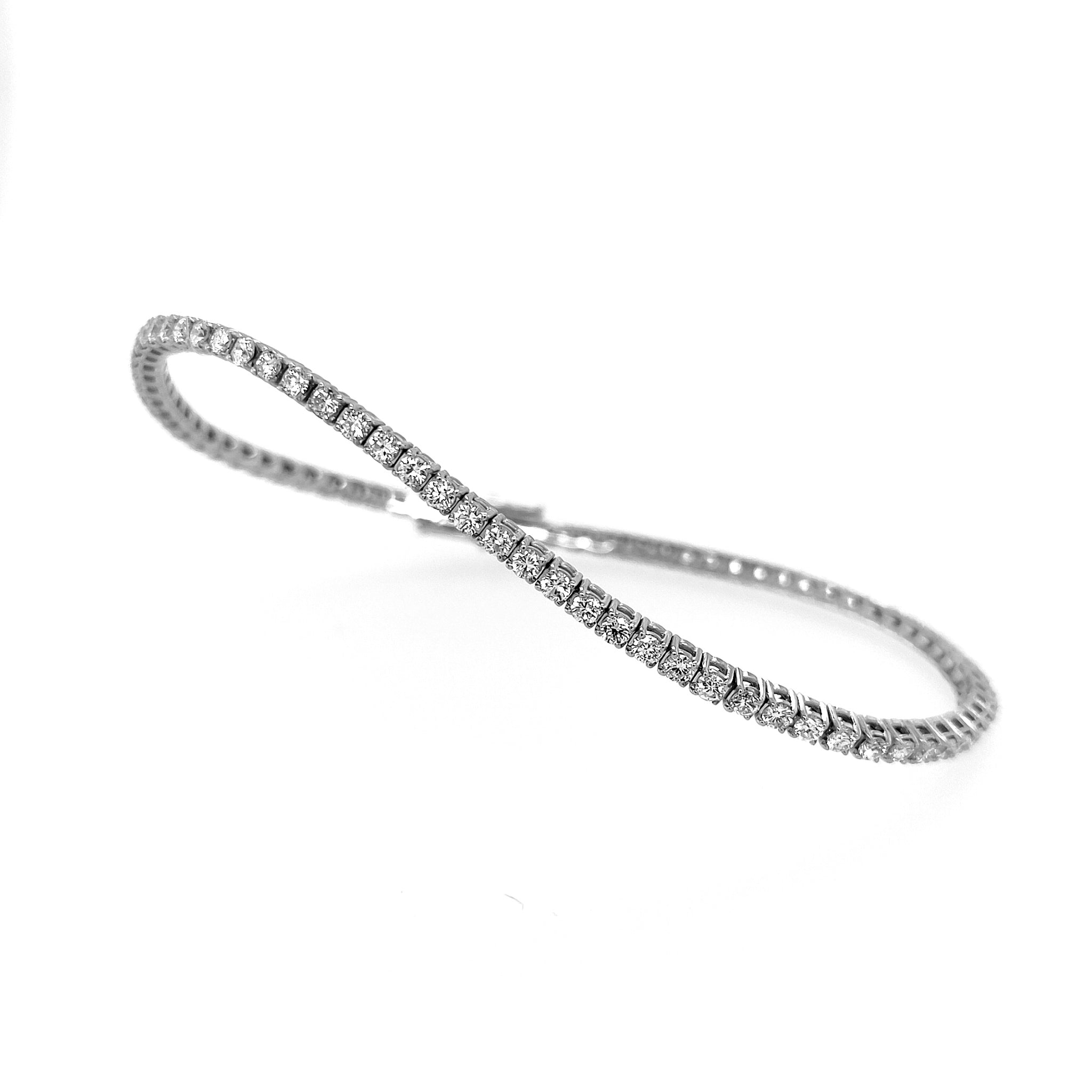 18ct White Gold 3.20ct Diamond Line Bracelet