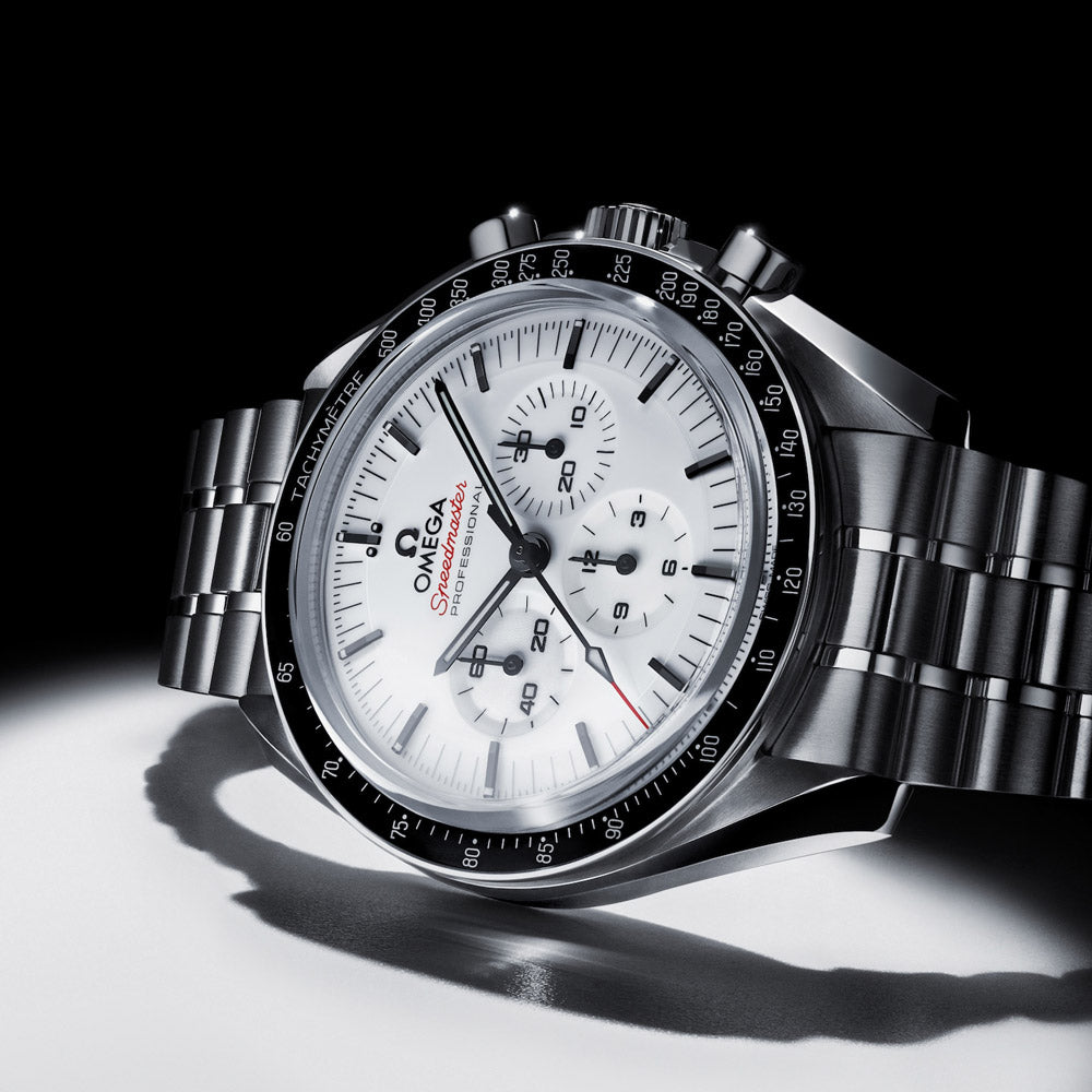 OMEGA Speedmaster Moonwatch Professional Chronograph 42mm White Dial Manual Wound Gents Watch 31030425004001