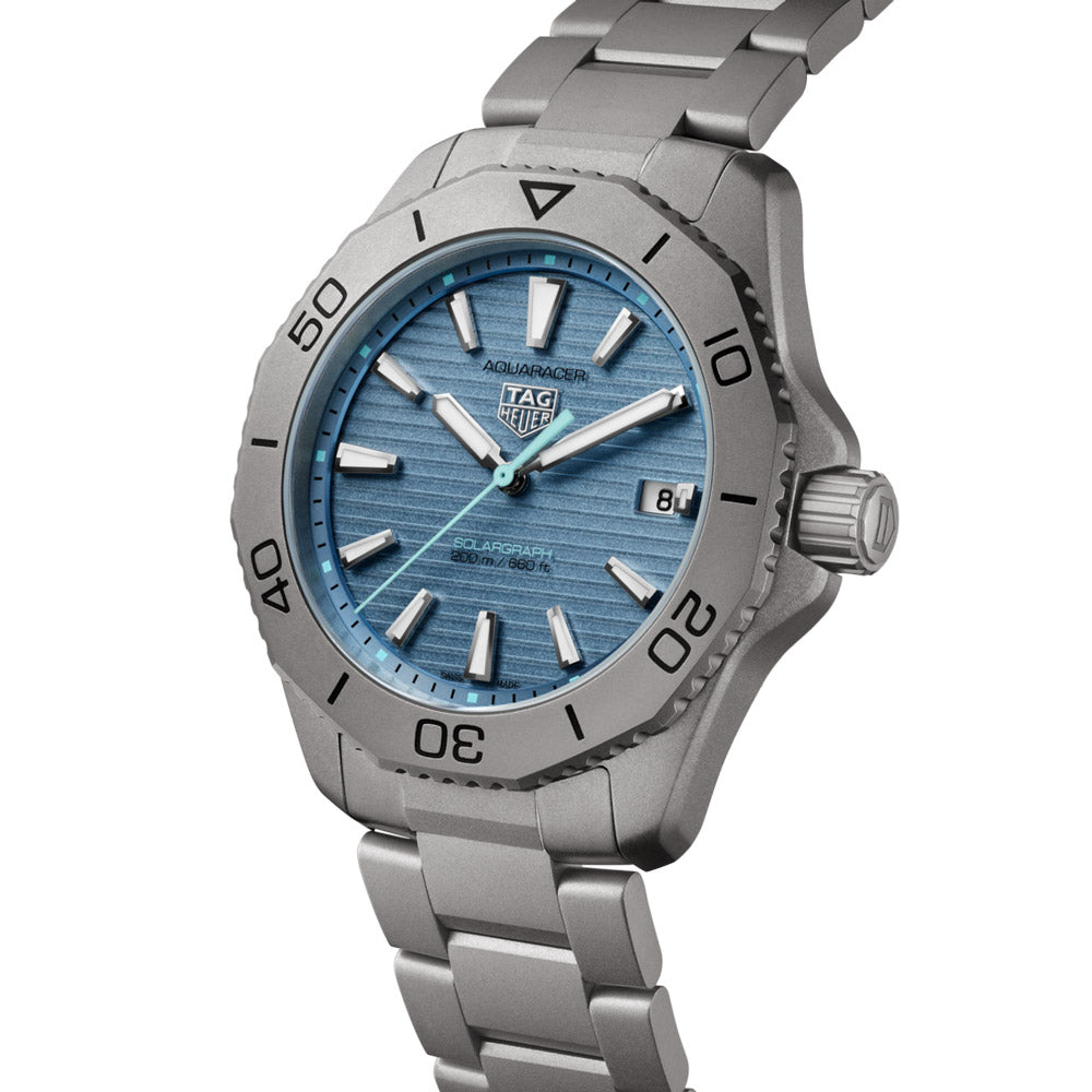 TAG Heuer Aquaracer Professional 200 Solargraph Blue Dial 40mm Titanium Quartz Gents Watch WBP1182.BF0000