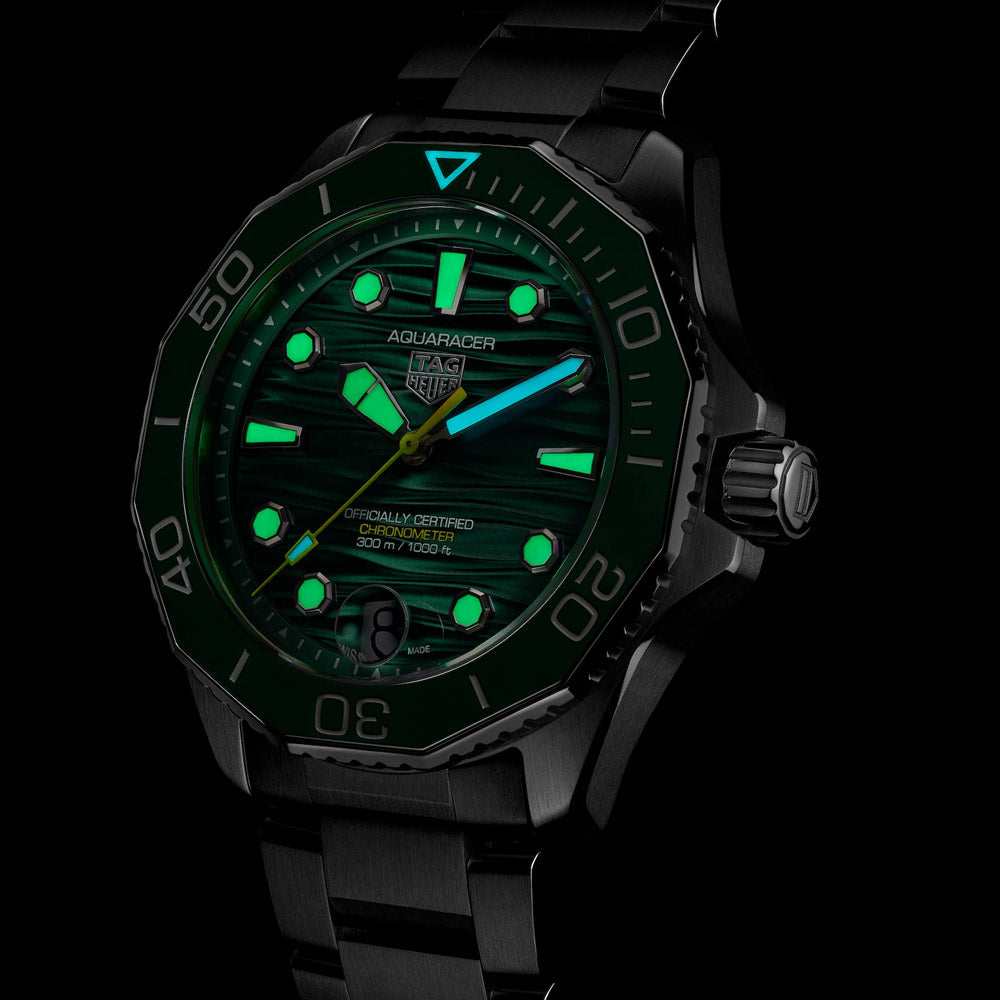 TAG Heuer Aquaracer Professional 300 Date 42mm Green Dial Automatic Gents Watch WBP5116.BA0013